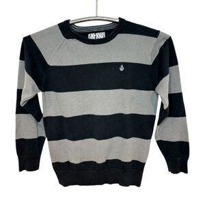 VOLCOM BLACK & GREY STRIPED CREWNECK SWEATER, BOYS SIZE M